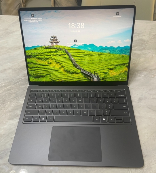 На &laquo;китайском Avito&raquo; обнаружен прототип ноутбука Surface Laptop 7 на чипе Intel Lunar Lake