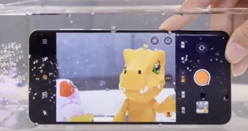 По стопам Apple: смартфоны Oppo Find X8 получат кнопку управления камерой