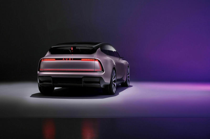 Представлен электрический Audi E &mdash; 775-сильный универсал для Китая, на котором исчезли кольца