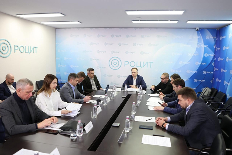 Депутат Горелкин заявил, что запрещать продажу техники Apple в России не будут