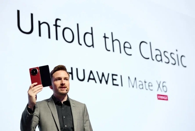 Huawei представила глобальную версию Mate X6 с поддержкой Android-приложений и ценой&nbsp;&euro;1999
