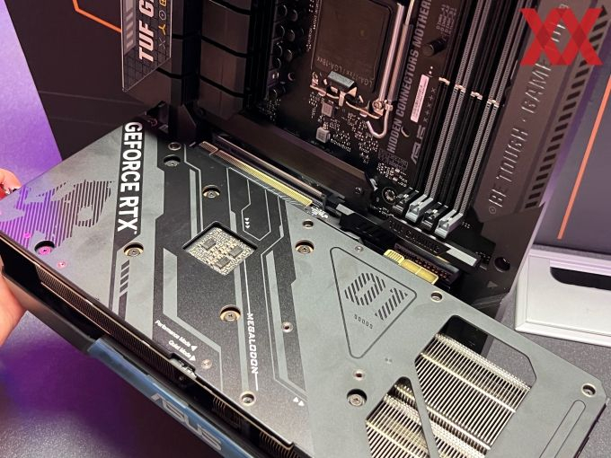 Asus представила разъём питания BTF 2.0 для подачи на видеокарту до&nbsp;1000 Вт без проводов