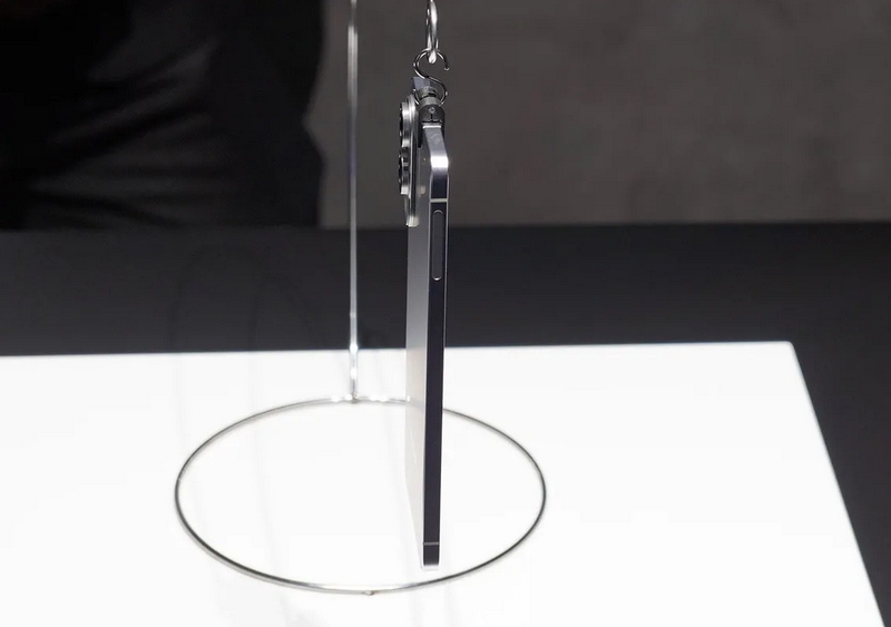 Samsung показала Galaxy S25 Edge &mdash; самый тонкий флагман, окутанный тайной