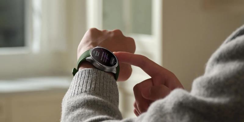 Представлены умные часы OnePlus Watch 3 с автономностью на пять дней, вращающимся безелем и ценой&nbsp;$329