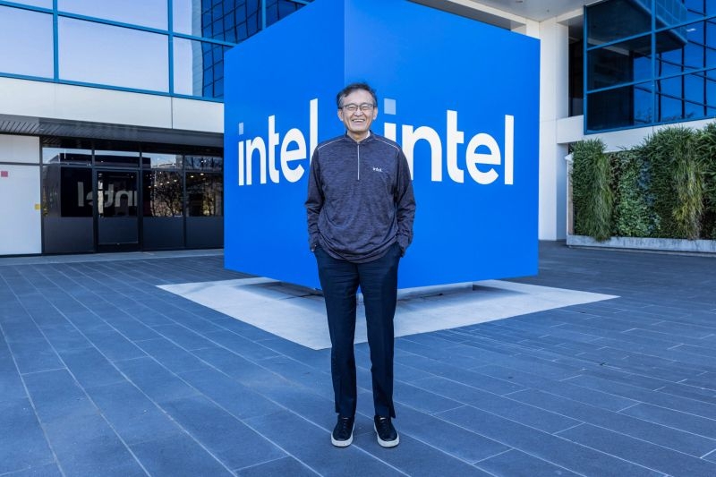 Нынешний глава Intel вложил сотни миллионов долларов в китайские компании, включая конкурирующую SMIC