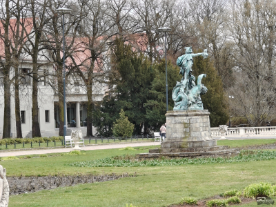 Обзор Nothing Phone (3a) Pro: самый нескучный смартфон 2025 года