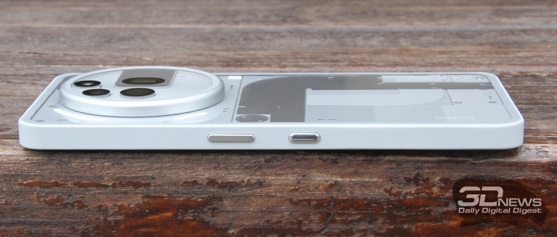 Обзор Nothing Phone (3a) Pro: самый нескучный смартфон 2025 года