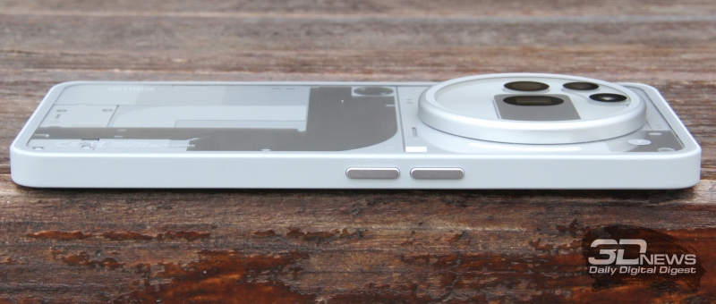 Обзор Nothing Phone (3a) Pro: самый нескучный смартфон 2025 года