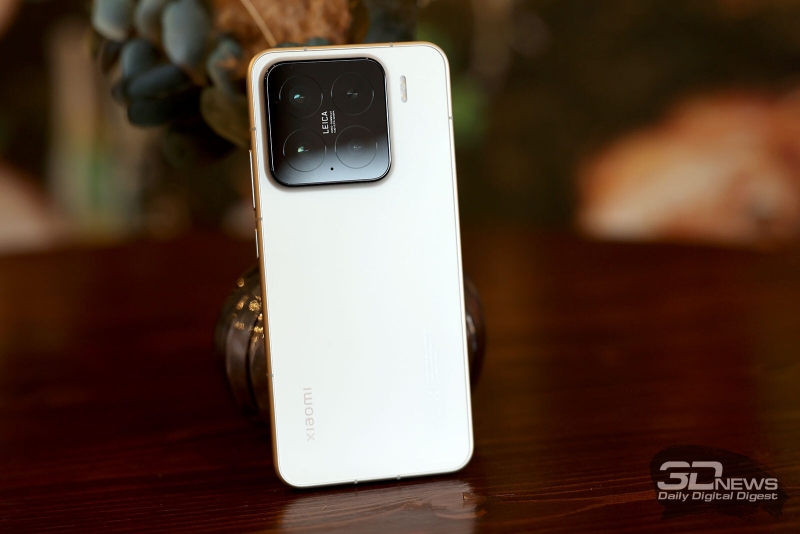 Обзор смартфона Xiaomi 15: горячая штучка