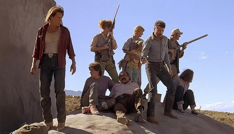 Создатели "Дрожи земли" хотят снять продолжение с Кевином Бейконом